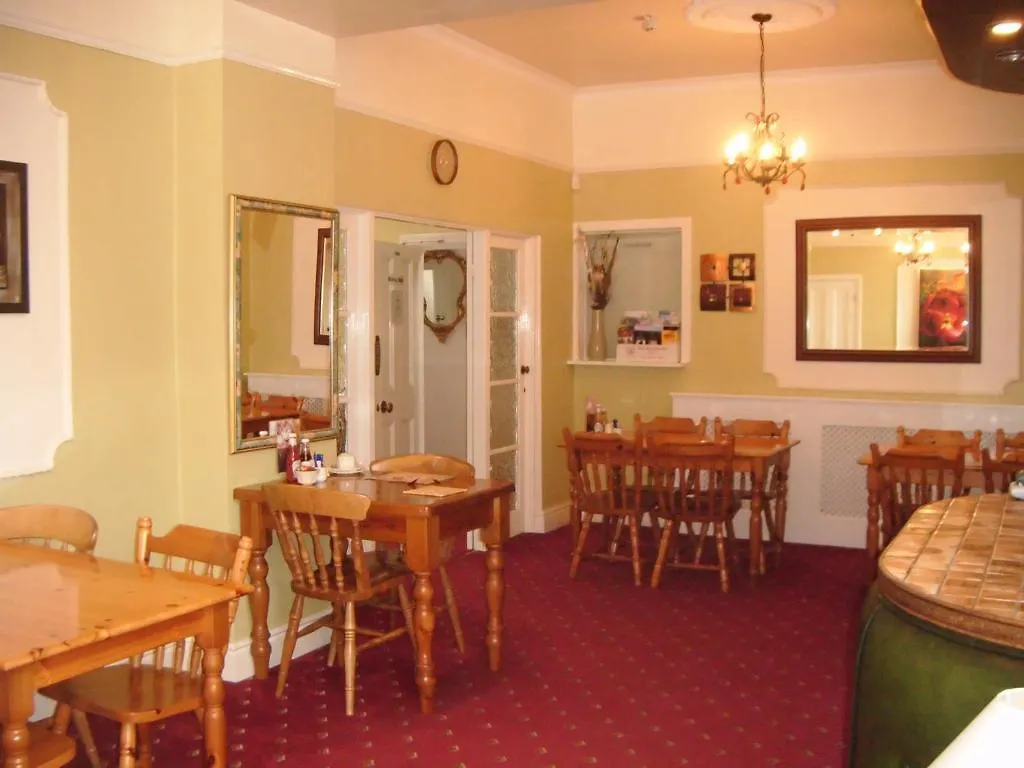 Linden Lodge Guest House York 4*,